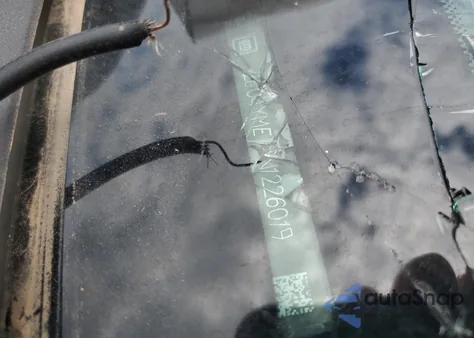 2022 Chevrolet Silverado K2500 Custom z USA, uszkodzony, nr VIN 2GC4YME75N1226019